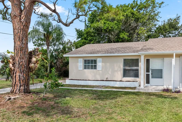 $374,900 | 308 Stillwater Drive, Jupiter, FL 33458