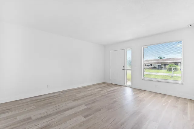 $374,900 | 308 Stillwater Drive, Jupiter, FL 33458