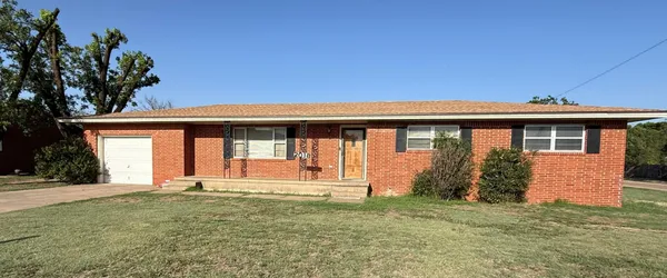 $75,000 | 2018 Main Street, Petersburg, TX 79250