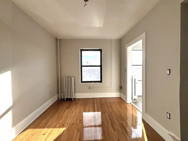$1,850 | 333 Broadway, Unit 14, Somerville, MA 02145