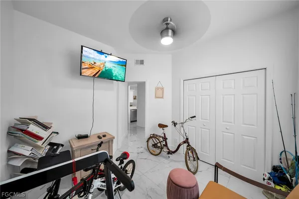 $2,300 | 1024 Mainsail Drive, Unit 512, Naples, FL 34114