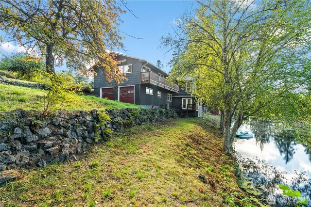 $850,000 | 1305 336th Street South, Roy, WA 98580