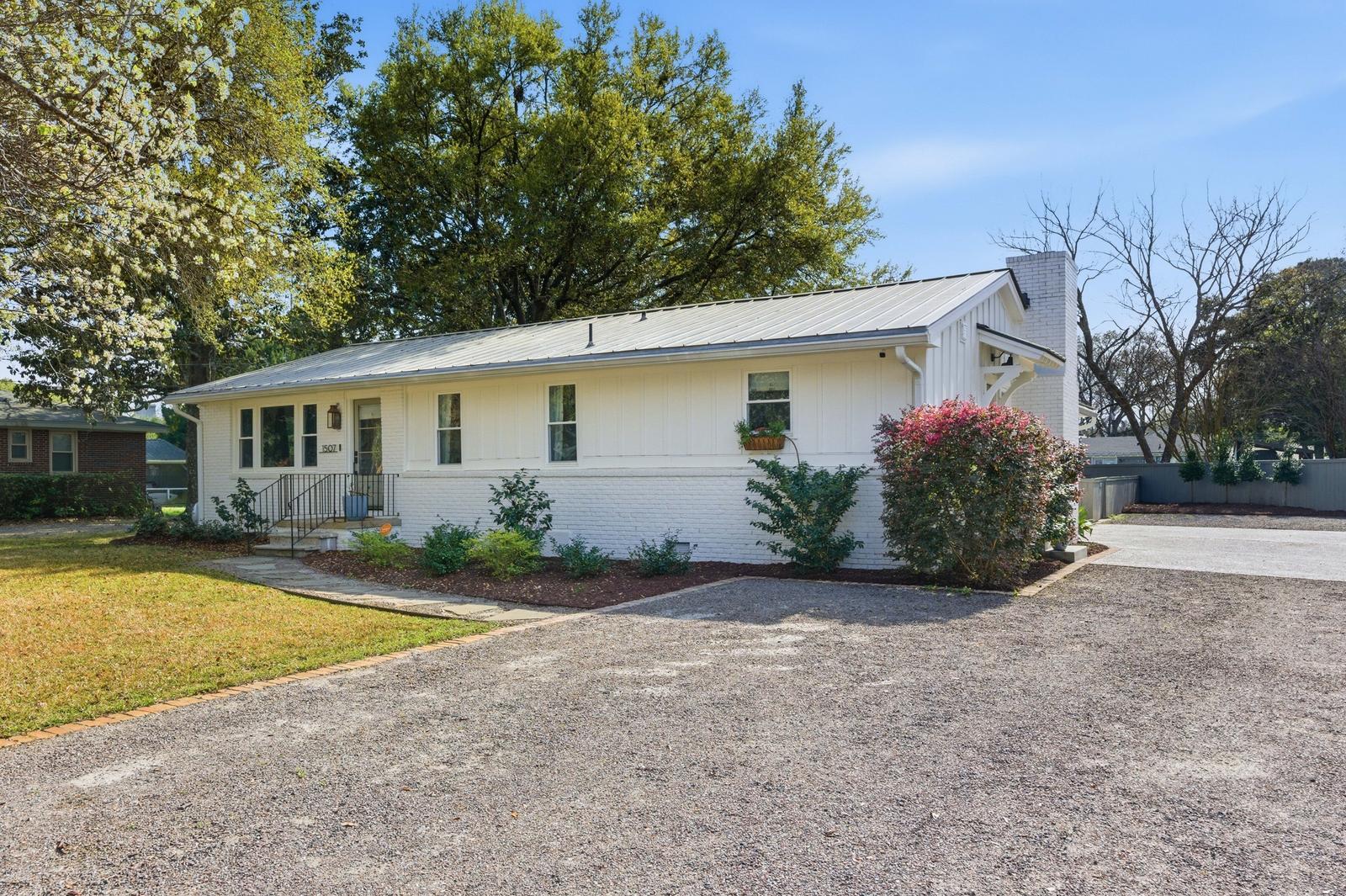 1507 Kathryn Street Mount Pleasant, SC 29464 - Photo 4 of 53 1507 Kathryn Street