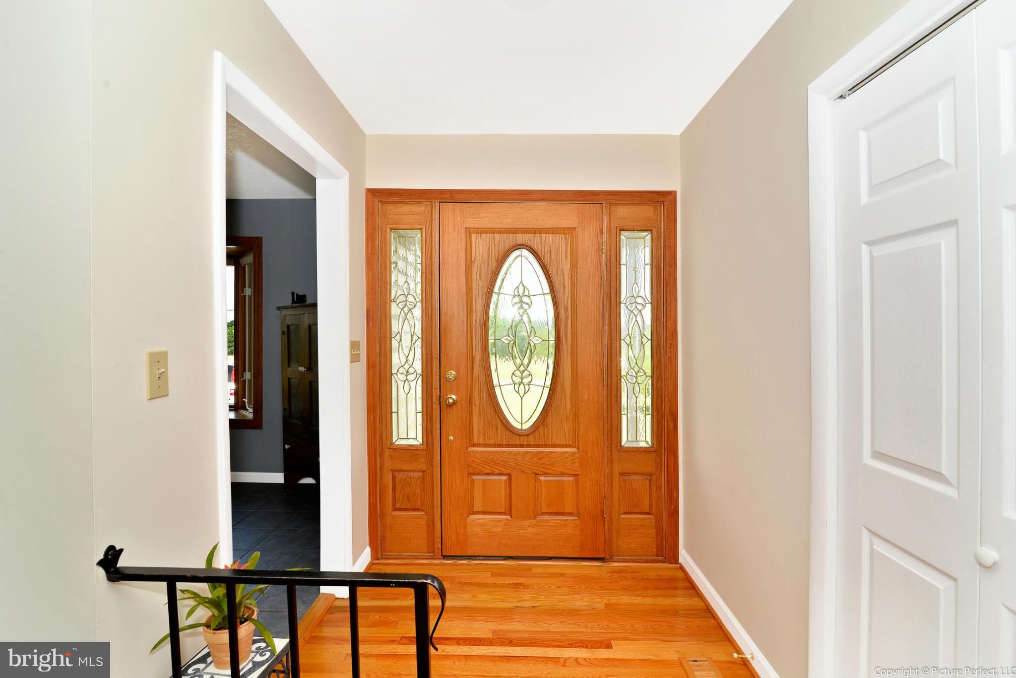 2825 Roderick Road Frederick, MD 21704 - Photo 11 of 30 Entry