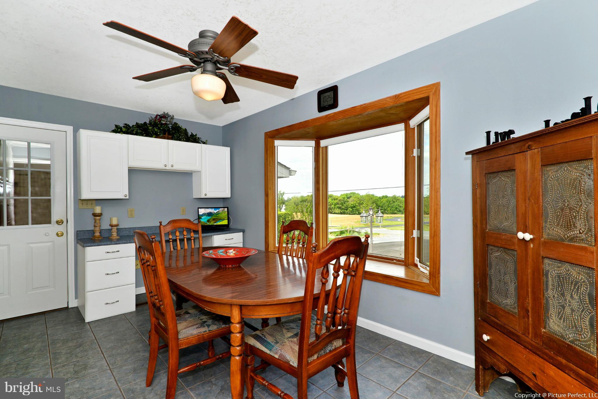 2825 Roderick Road Frederick, MD 21704 - Photo 16 of 30 Eat In, Front Bay Window