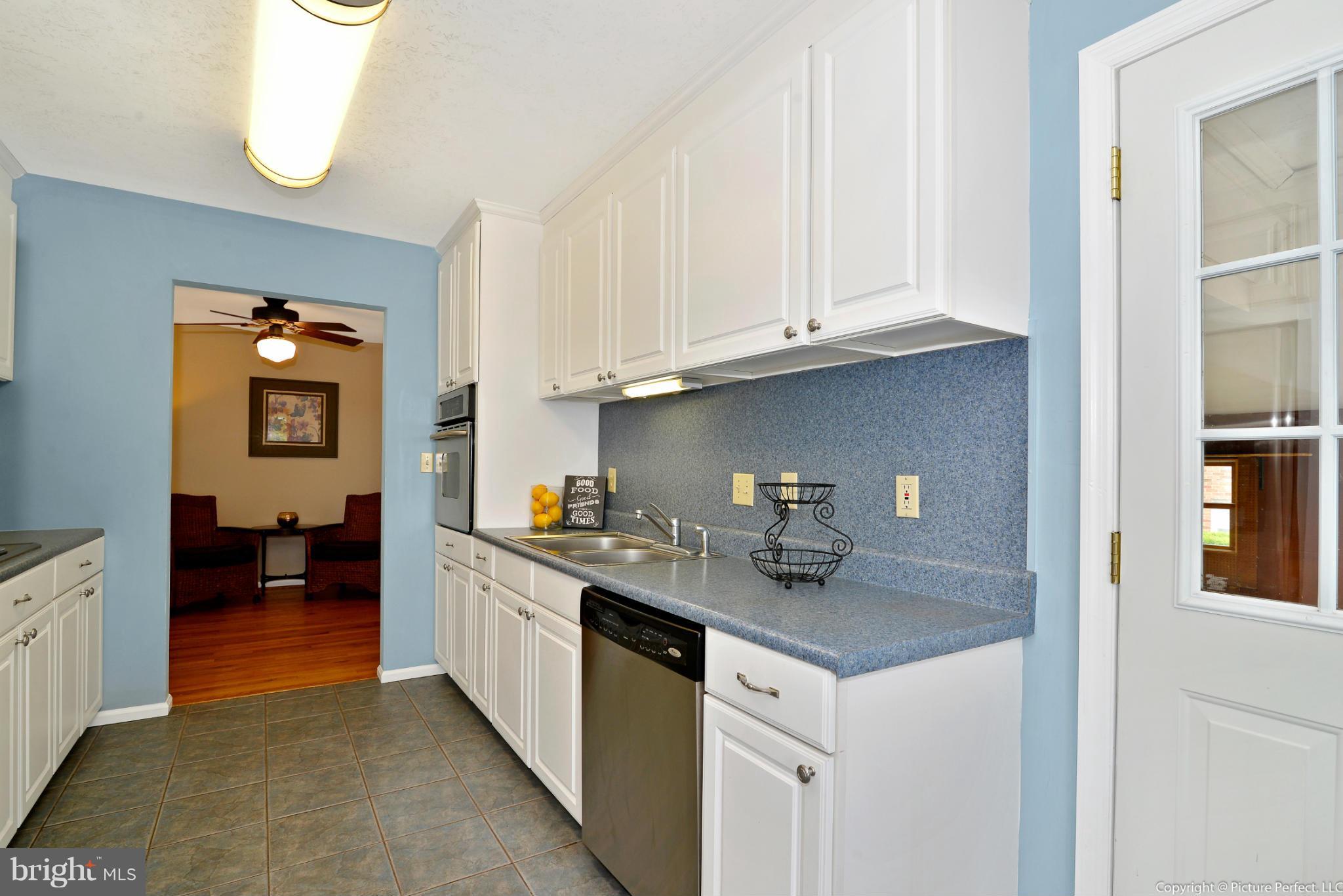 2825 Roderick Road Frederick, MD 21704 - Photo 18 of 30 Kitchen