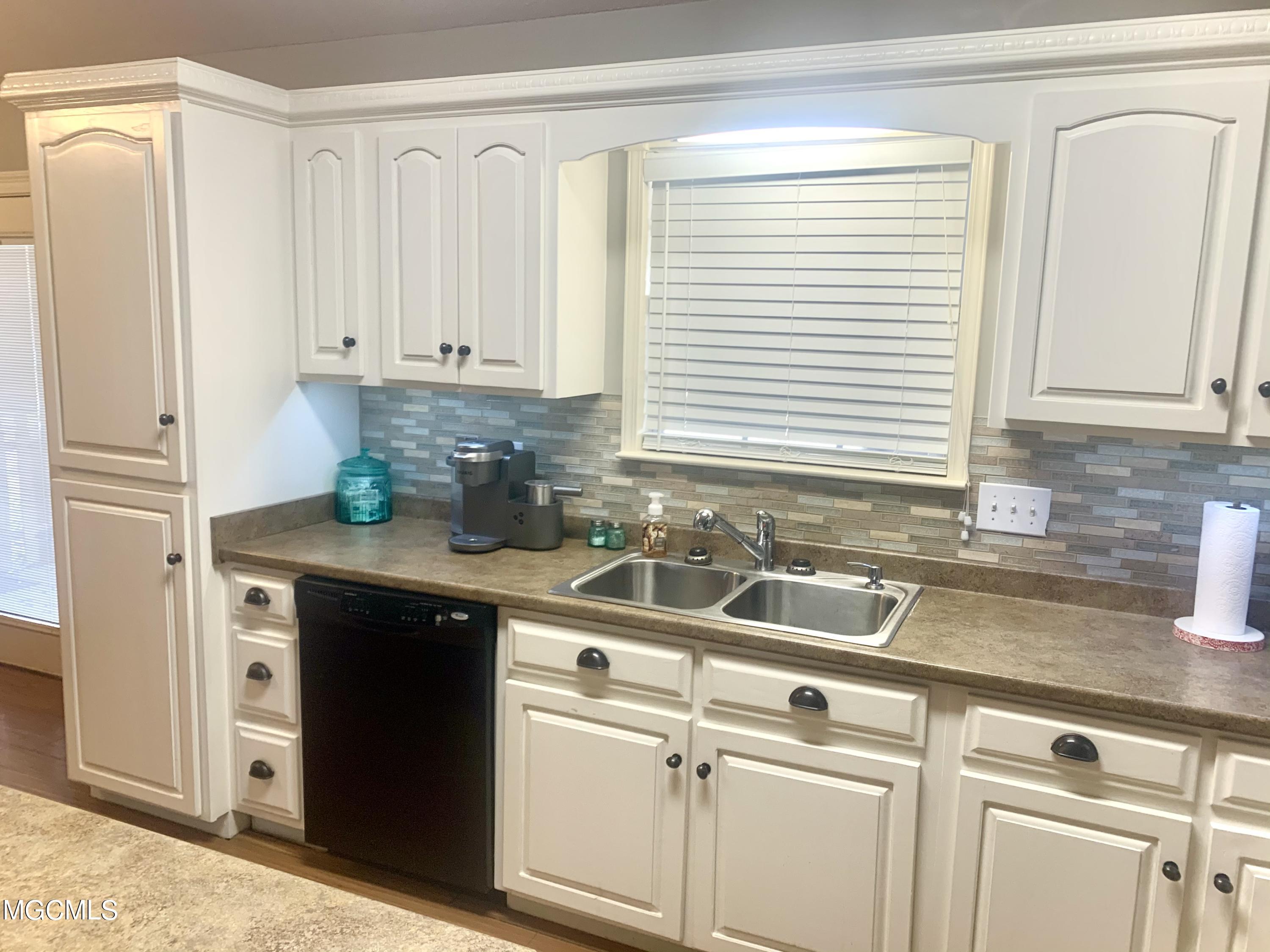 6809 Tanner Williams Road Lucedale, MS 39452 - Photo 14 of 43 3F288502-AD3B-43D2-BE4A-1B05998B167D