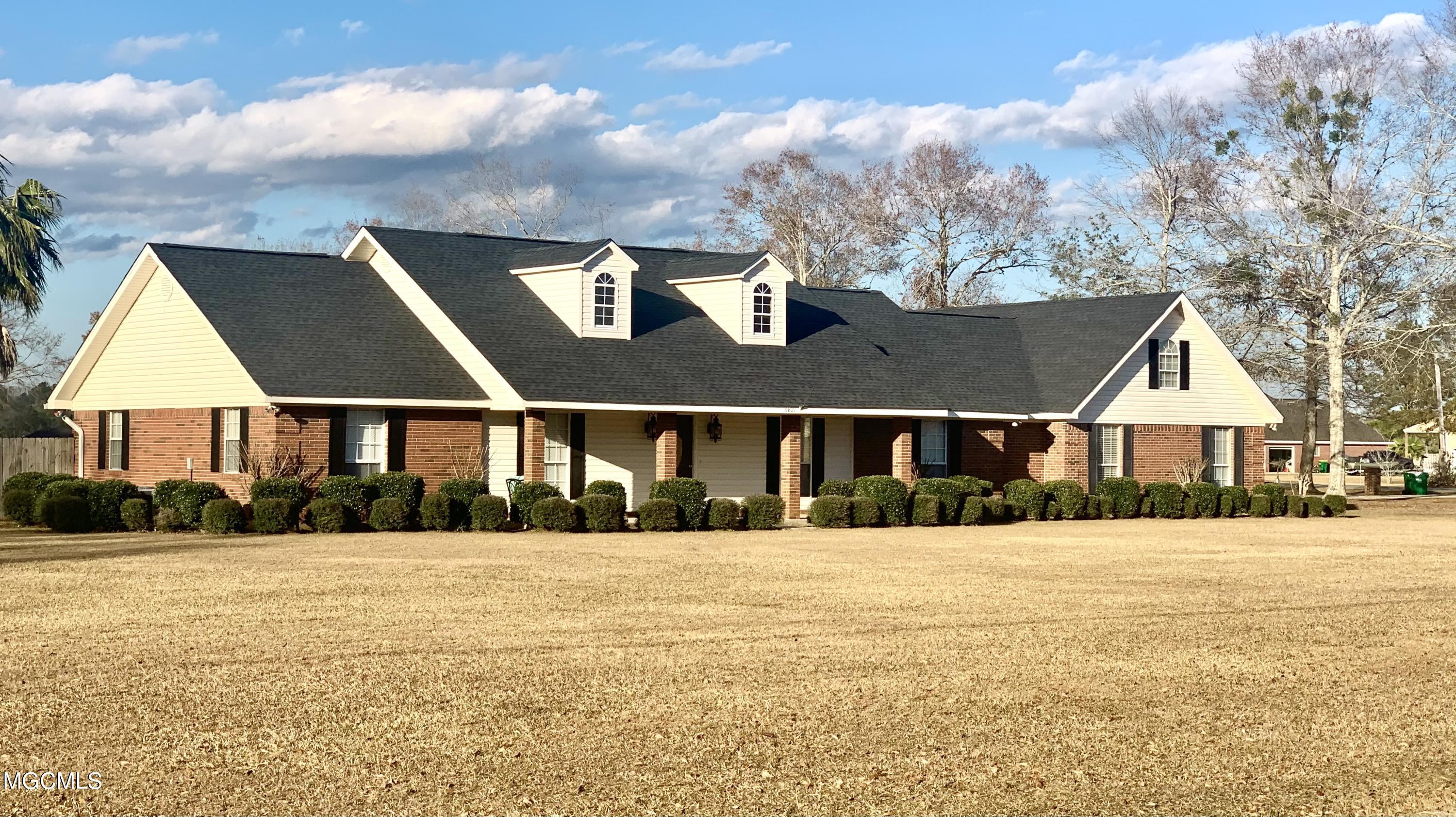 6809 Tanner Williams Road Lucedale, MS 39452 - Photo 2 of 43 IMG_9240
