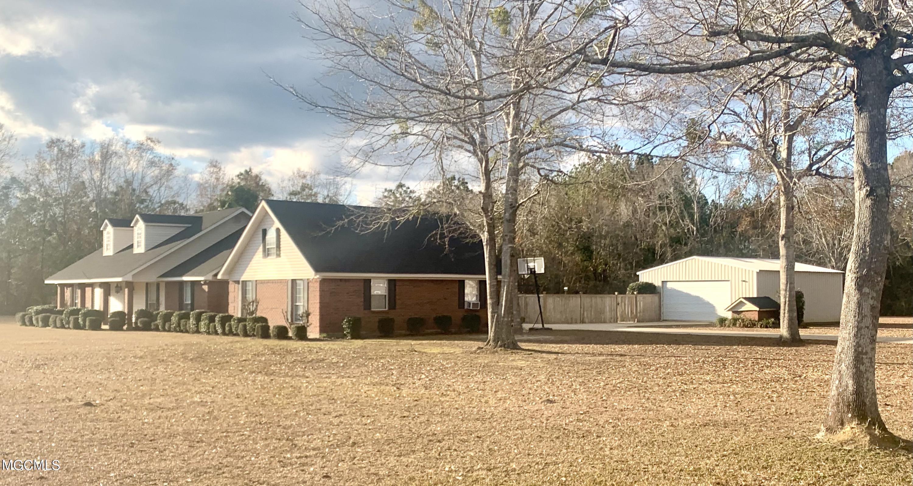 6809 Tanner Williams Road Lucedale, MS 39452 - Photo 4 of 43 2F21CCE6-E385-4FA8-BCF0-326B92D8A2AB