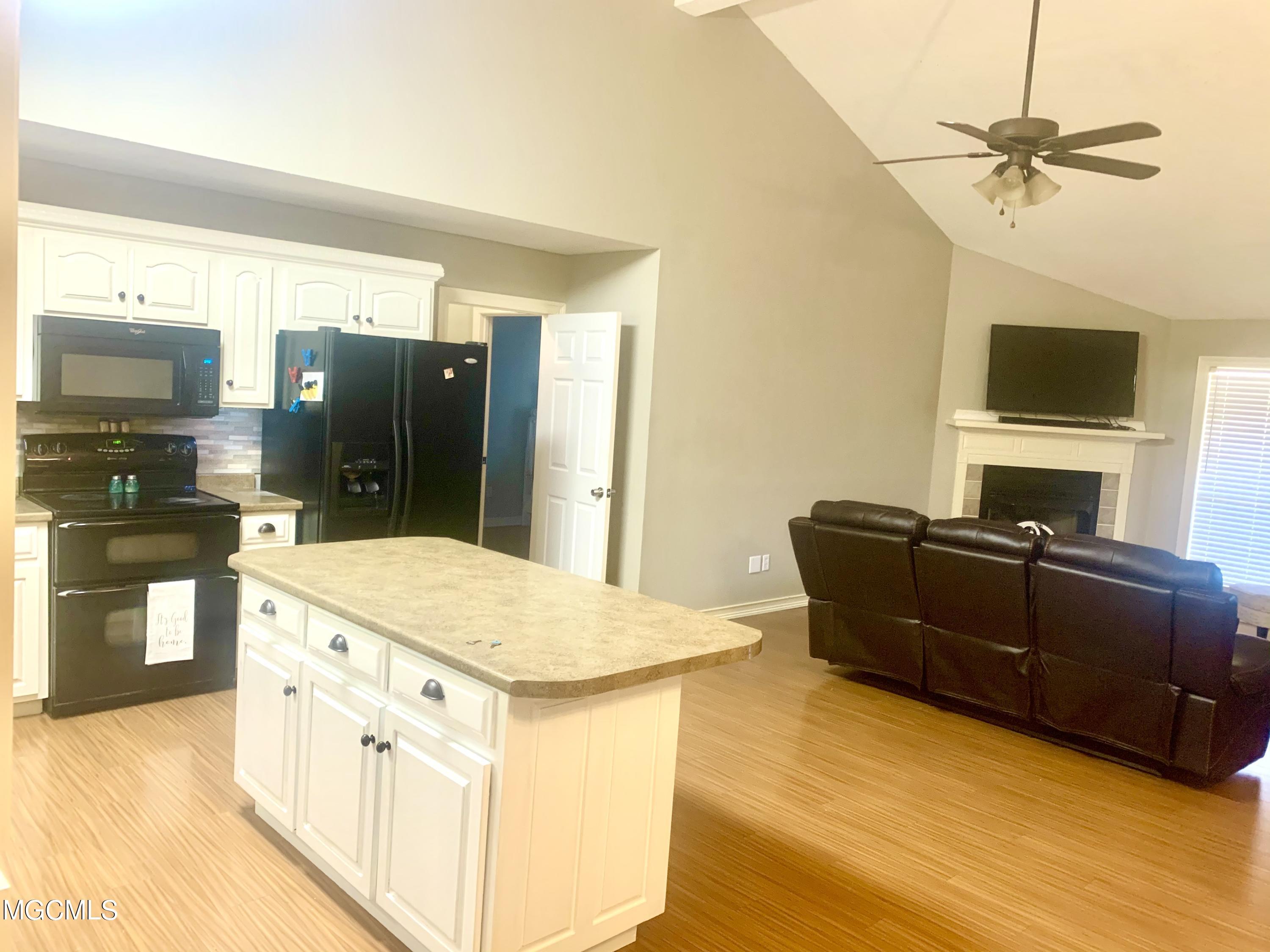 6809 Tanner Williams Road Lucedale, MS 39452 - Photo 9 of 43 3D82C09E-B9A9-4ABD-AC17-FFE69C1DB6F9