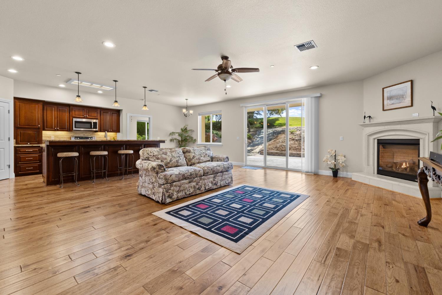 11733 Inverness Way Auburn, CA 95602 - Photo 7 of 62