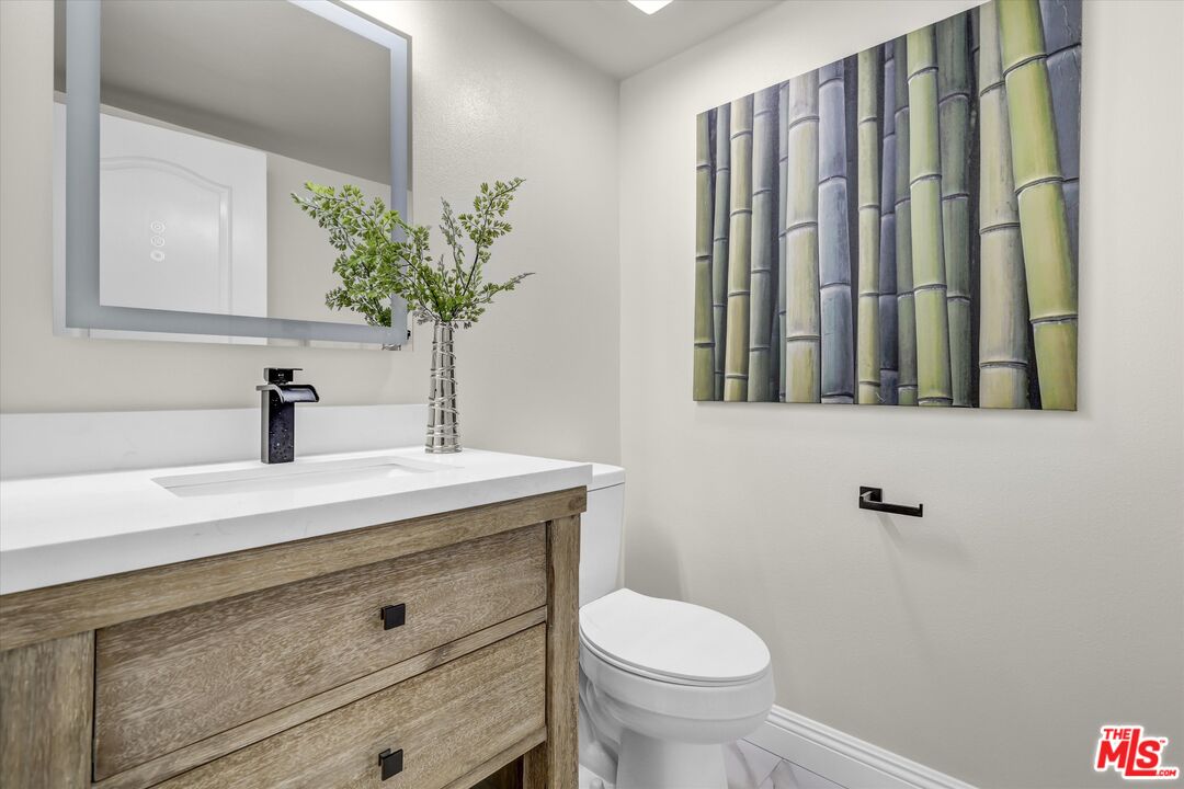 24621 Vía Del Rio Lake Forest, CA 92630 - Photo 17 of 42