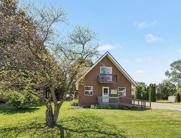 $243,000 | 13434 Highway 40, Gobles, MI 49055