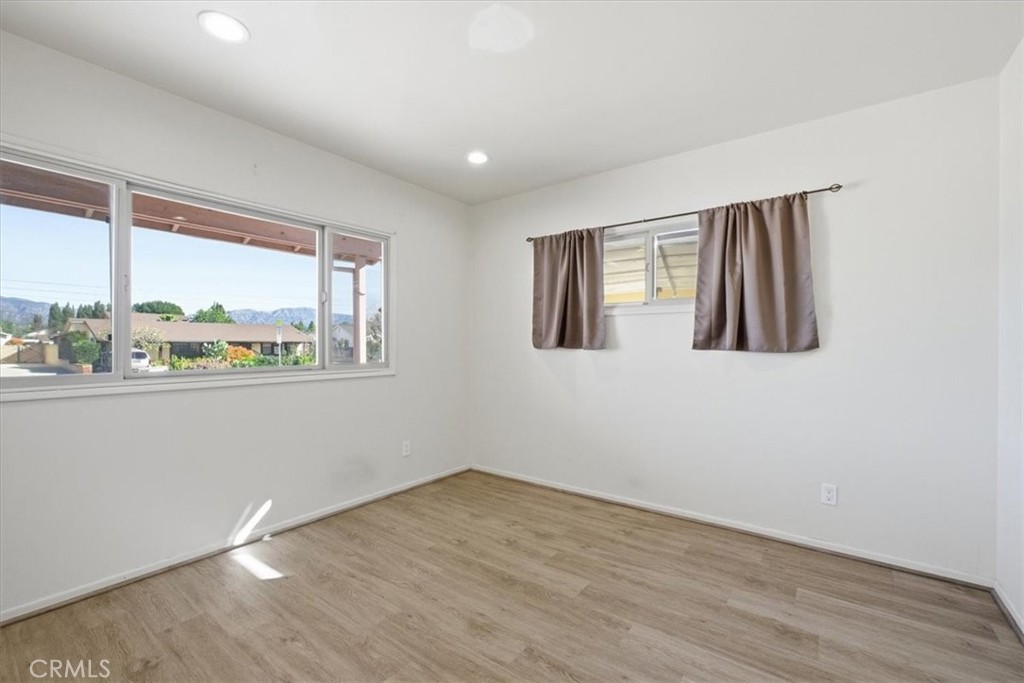 9147 Haddon Avenue Sun Valley, CA 91352 - Photo 12 of 31