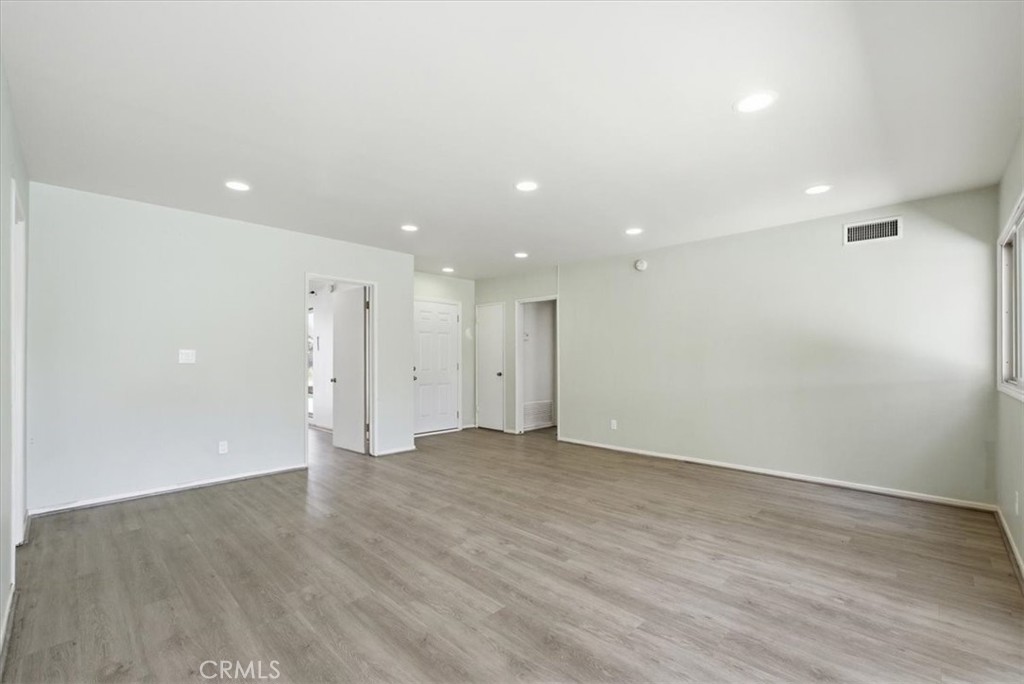 9147 Haddon Avenue Sun Valley, CA 91352 - Photo 5 of 31