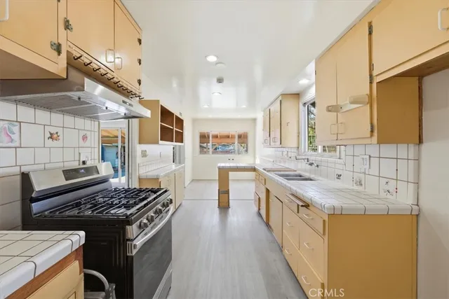 $769,000 | 9147 Haddon Avenue, Sun Valley, CA 91352