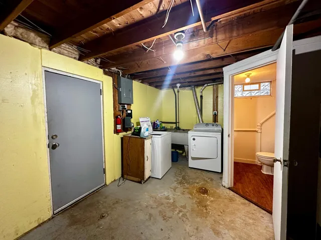 $185,000 | 402 Hillcrest Street East, Lanesboro, MN 55949