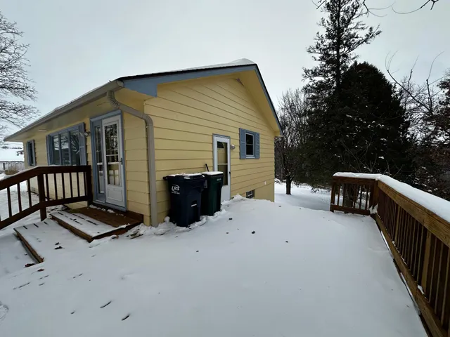 $185,000 | 402 Hillcrest Street East, Lanesboro, MN 55949