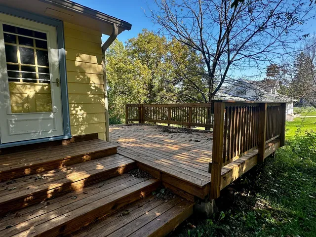 $185,000 | 402 Hillcrest Street East, Lanesboro, MN 55949