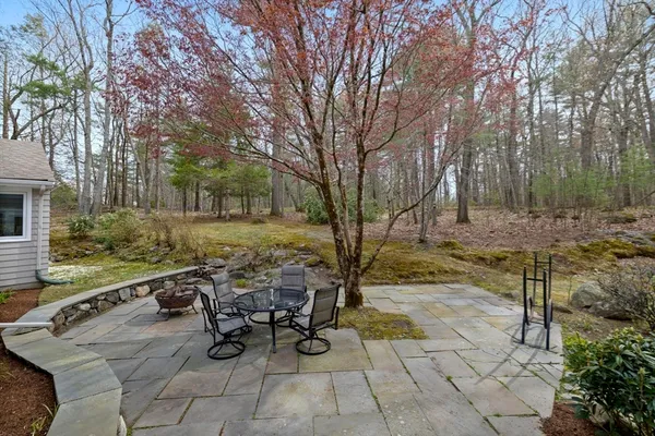 $1,795,000 | 31 Huckleberry Hill Road, Lincoln, MA 01773