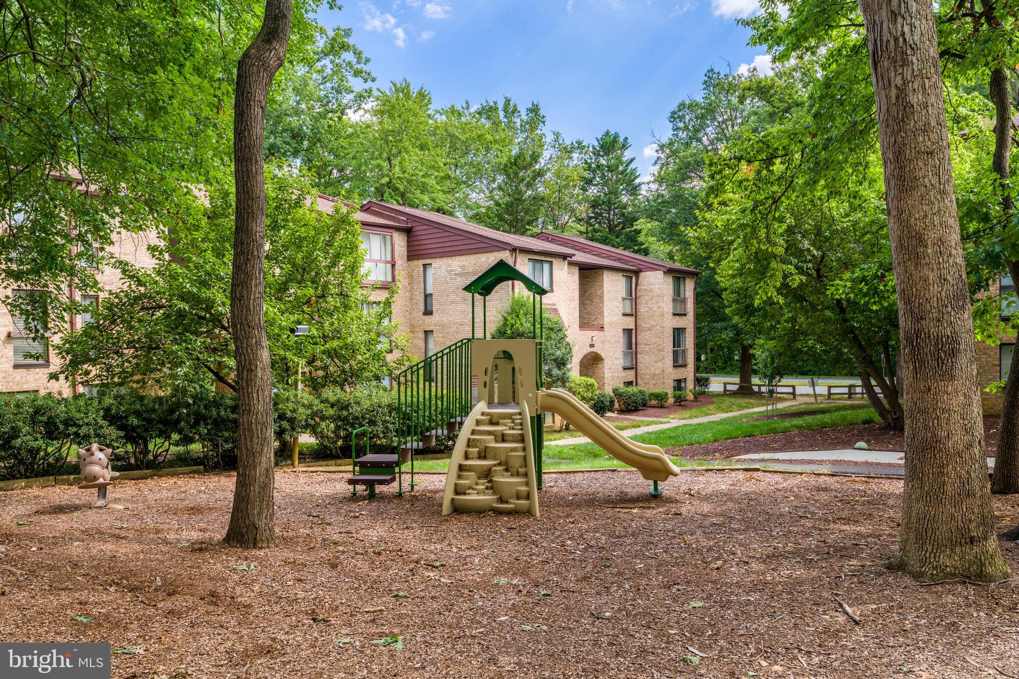 2055 Royal Fern Court, Unit 1B Reston, VA 20191 - Photo 40 of 45 Gallery Image 40