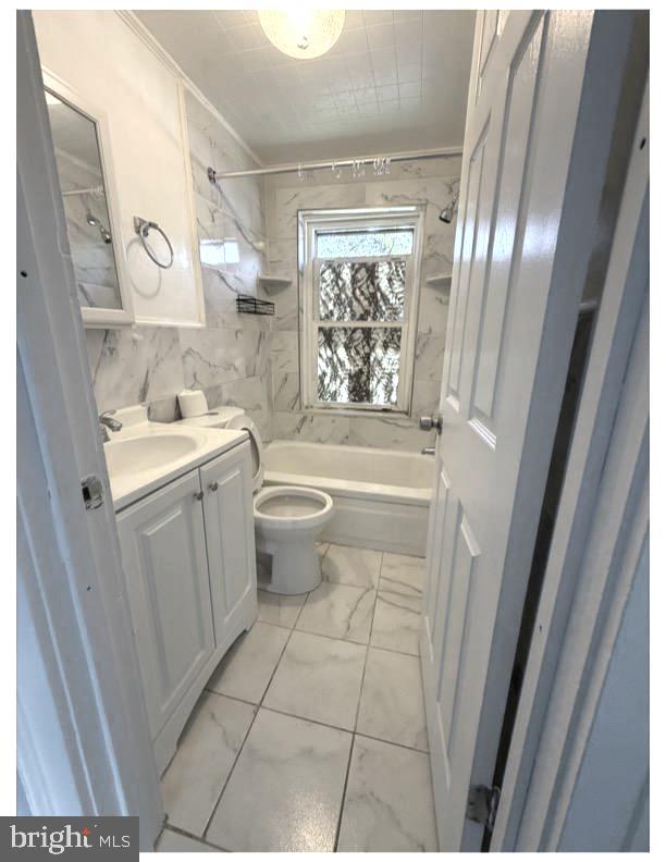 1085 Niagara Road Camden, NJ 08104 - Photo 7 of 7 Bathroom