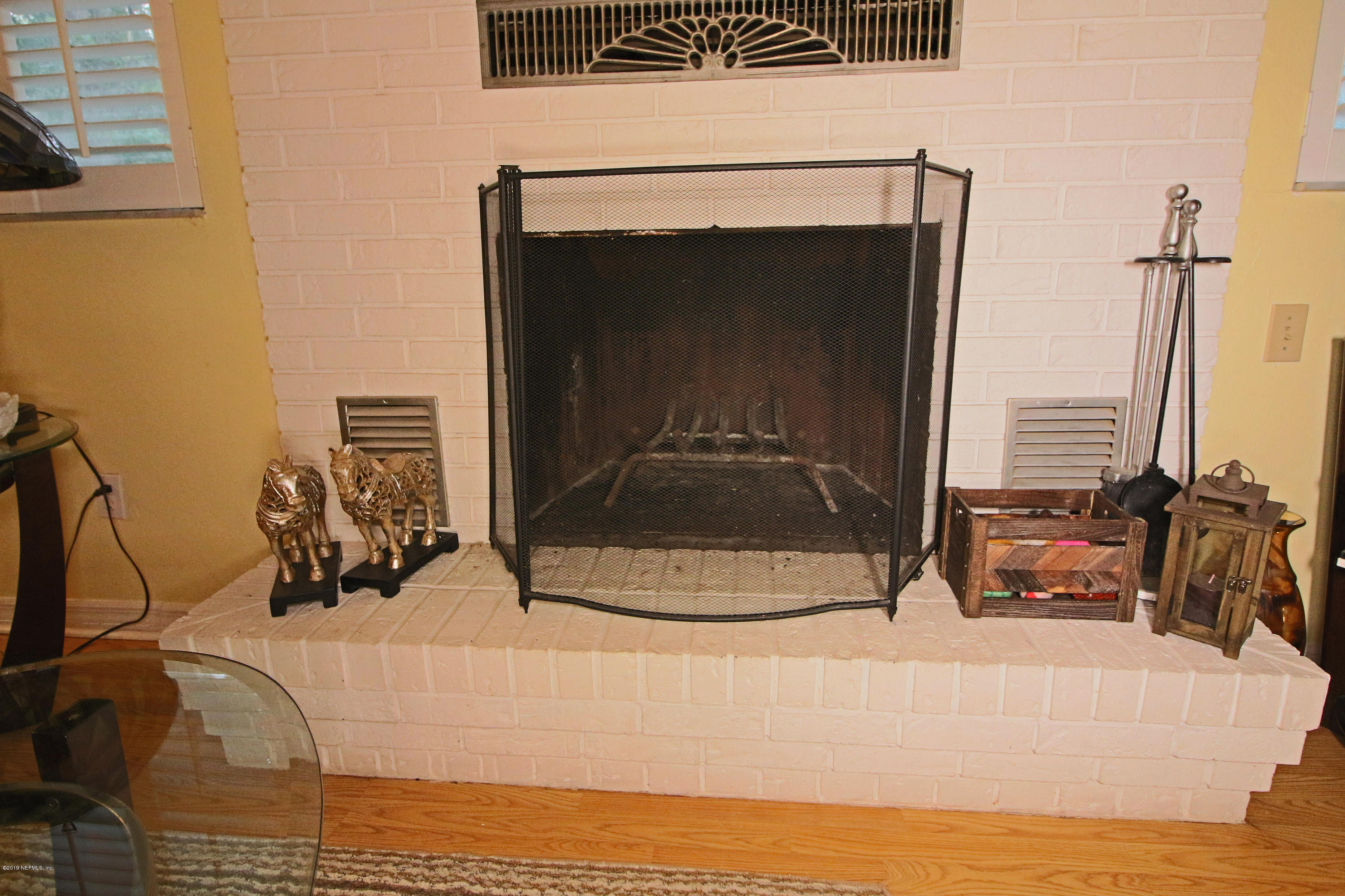 6606 Brooklyn Bay Road Keystone Heights, FL 32656 - Photo 8 of 62 a view of living room