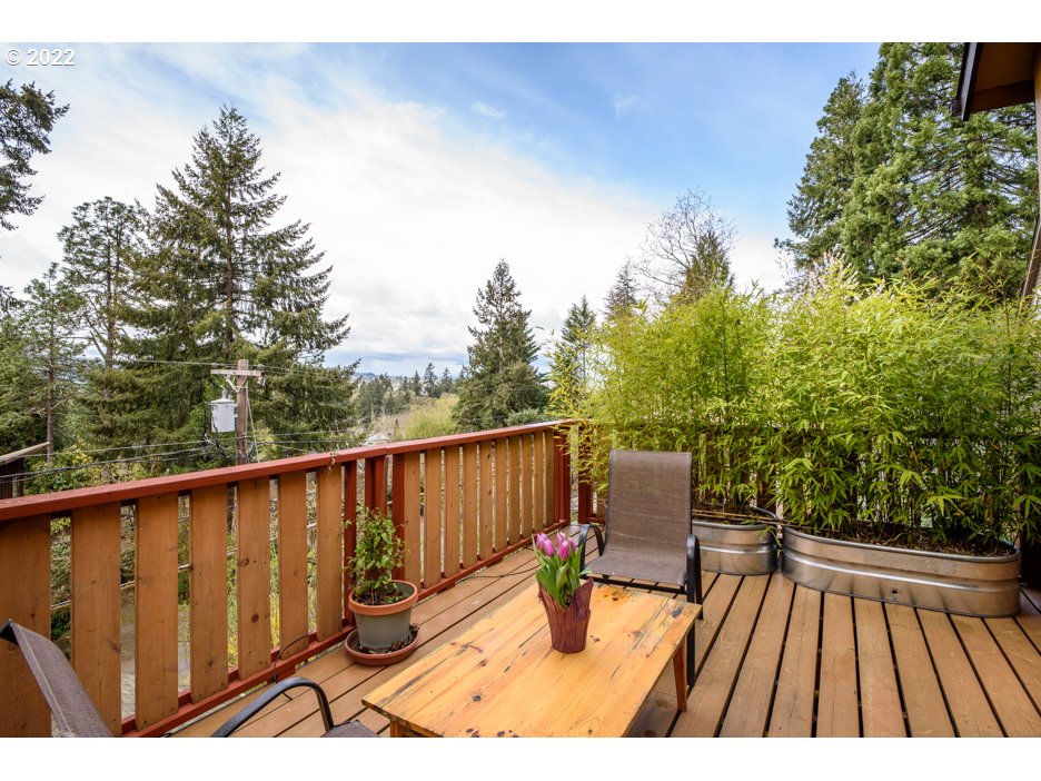 2865 Spring Boulevard Eugene, OR 97403 - Photo 23 of 32 Gallery Image 23