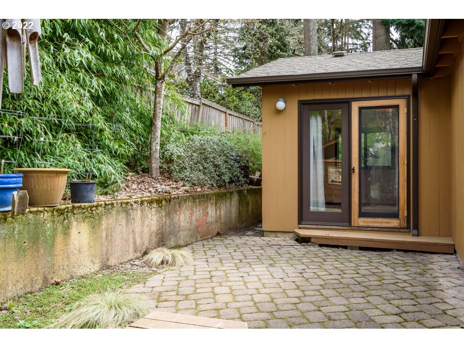 2865 Spring Boulevard Eugene, OR 97403 - Photo 25 of 32 Gallery Image 25