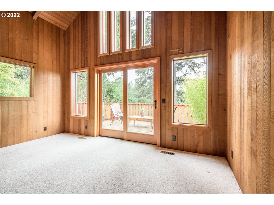 2865 Spring Boulevard Eugene, OR 97403 - Photo 9 of 32 Gallery Image 9