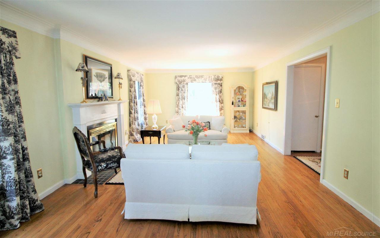 1154 Audubon Road Grosse Pointe, MI 48230 - Photo 7 of 50 50041226-6.JPG