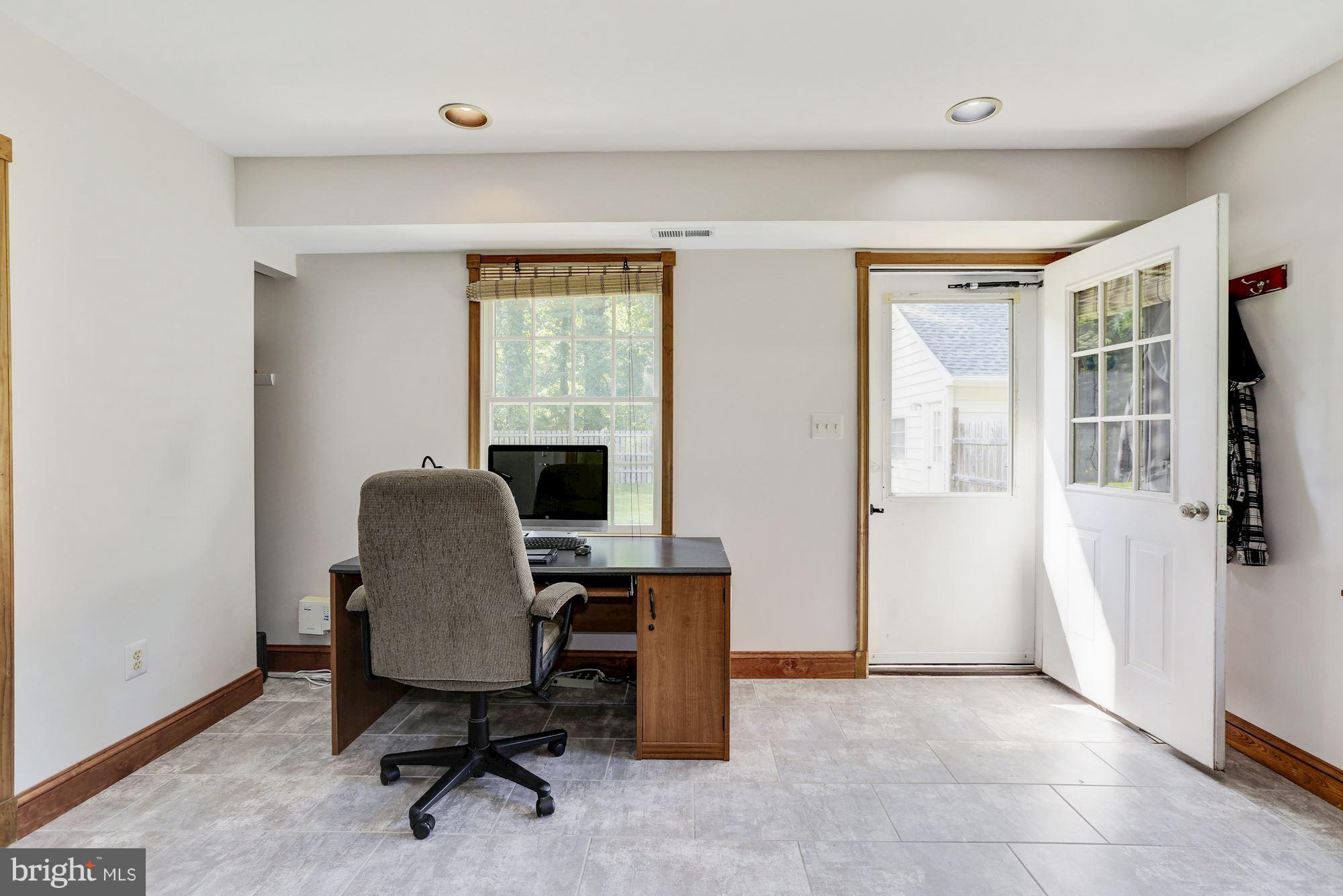 5916 Tyler Road Deale, MD 20751 - Photo 10 of 29 Office with exterior entrance and pocket doors