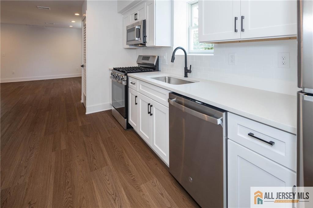 339 Crows Mill Road Fords, NJ 08863 - Photo 15 of 27