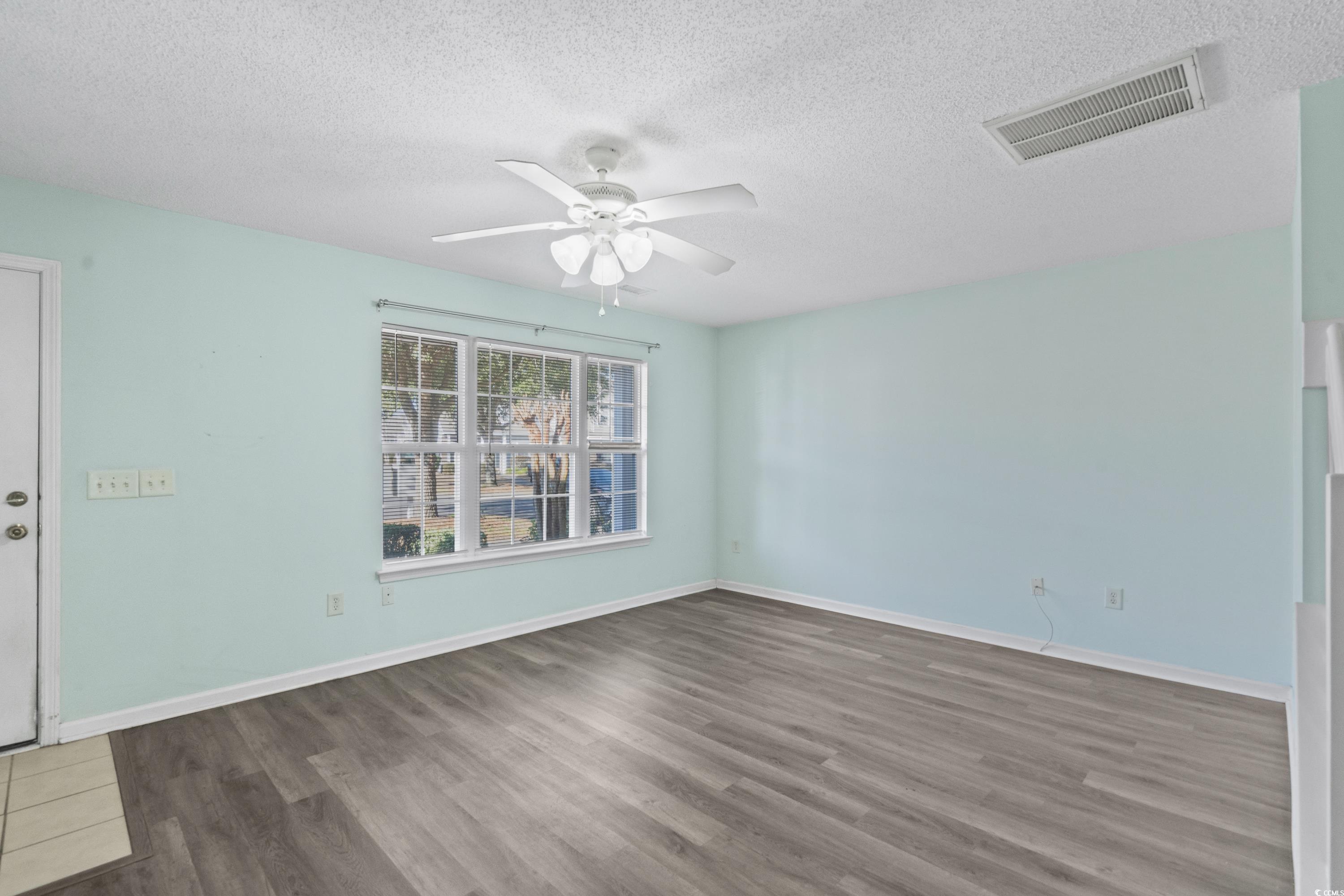 277 Seabert Road, Unit 277 Myrtle Beach, SC 29579 - Photo 5 of 36 Gallery Image 5