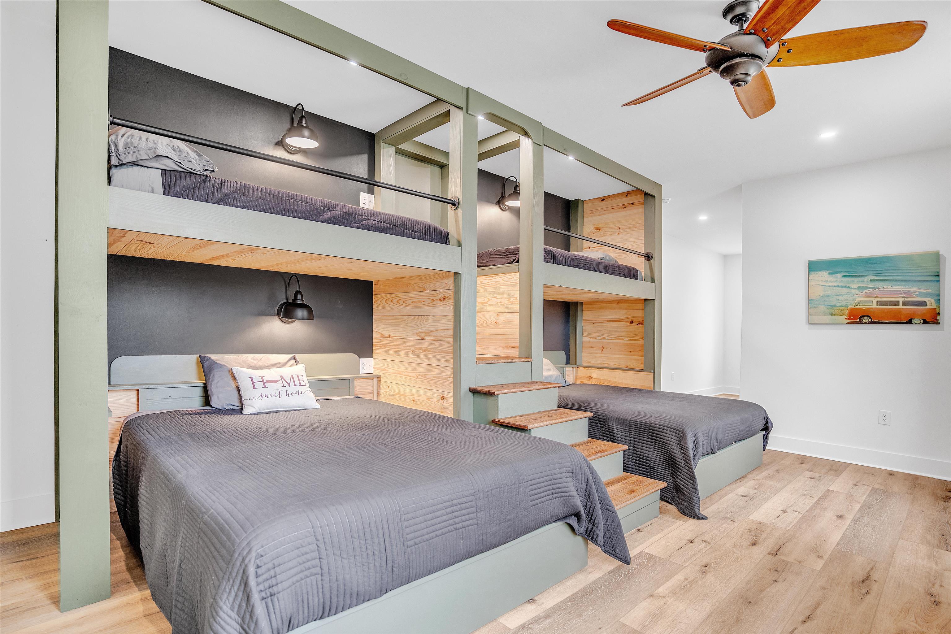 70 Native Leaf Cove Savannah, TN 38372 - Photo 28 of 40 a bedroom with a large bed and a window