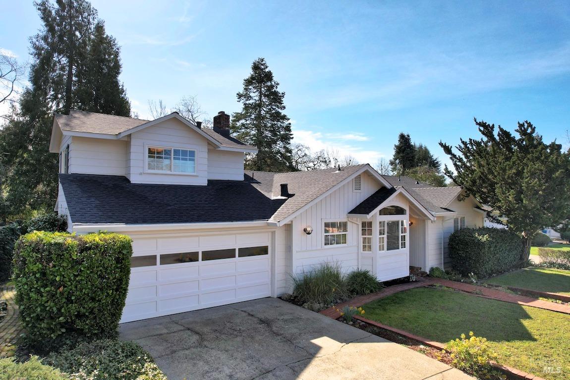 1442 Escalero Road Santa Rosa, CA 95409 - Photo 1 of 1 a front view of a house with a yard
