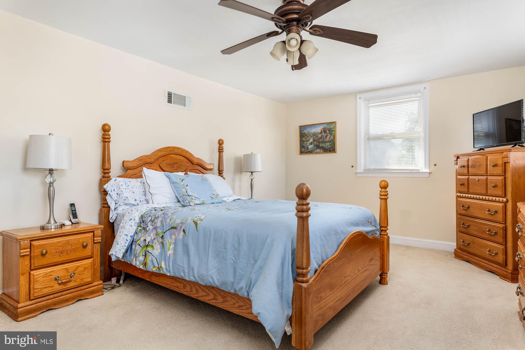 1614 Lawrence Road Havertown, PA 19083 - Photo 16 of 35 Primary bedroom