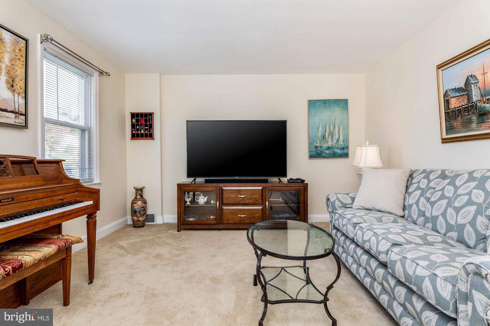 1614 Lawrence Road Havertown, PA 19083 - Photo 9 of 35