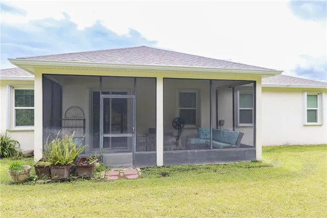 $349,900 | 108 Port Royal Court, Sebastian, FL 32958