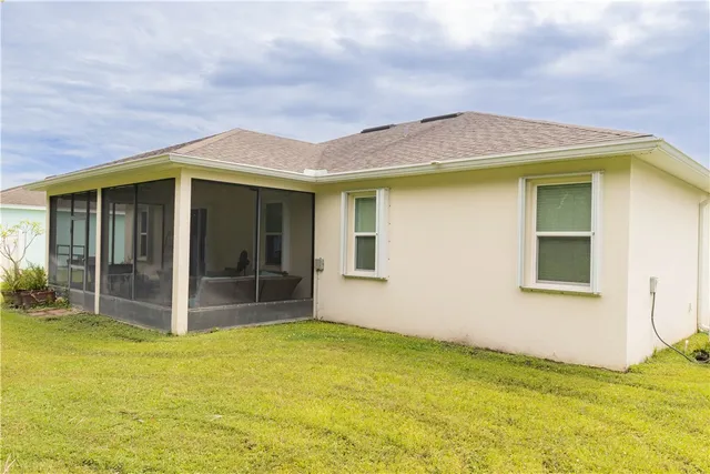 $349,900 | 108 Port Royal Court, Sebastian, FL 32958