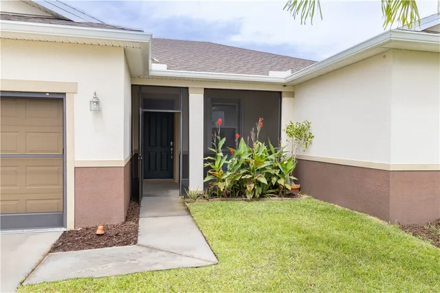 $349,900 | 108 Port Royal Court, Sebastian, FL 32958