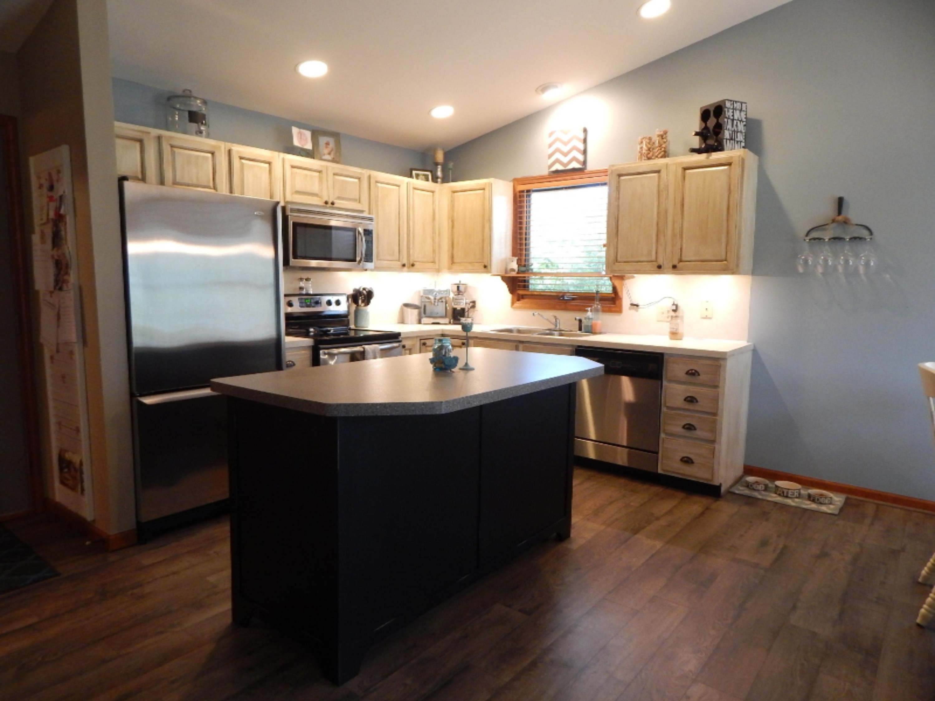 237 Country Club Road Holland, MI 49423 - Photo 2 of 21 DSCN0305