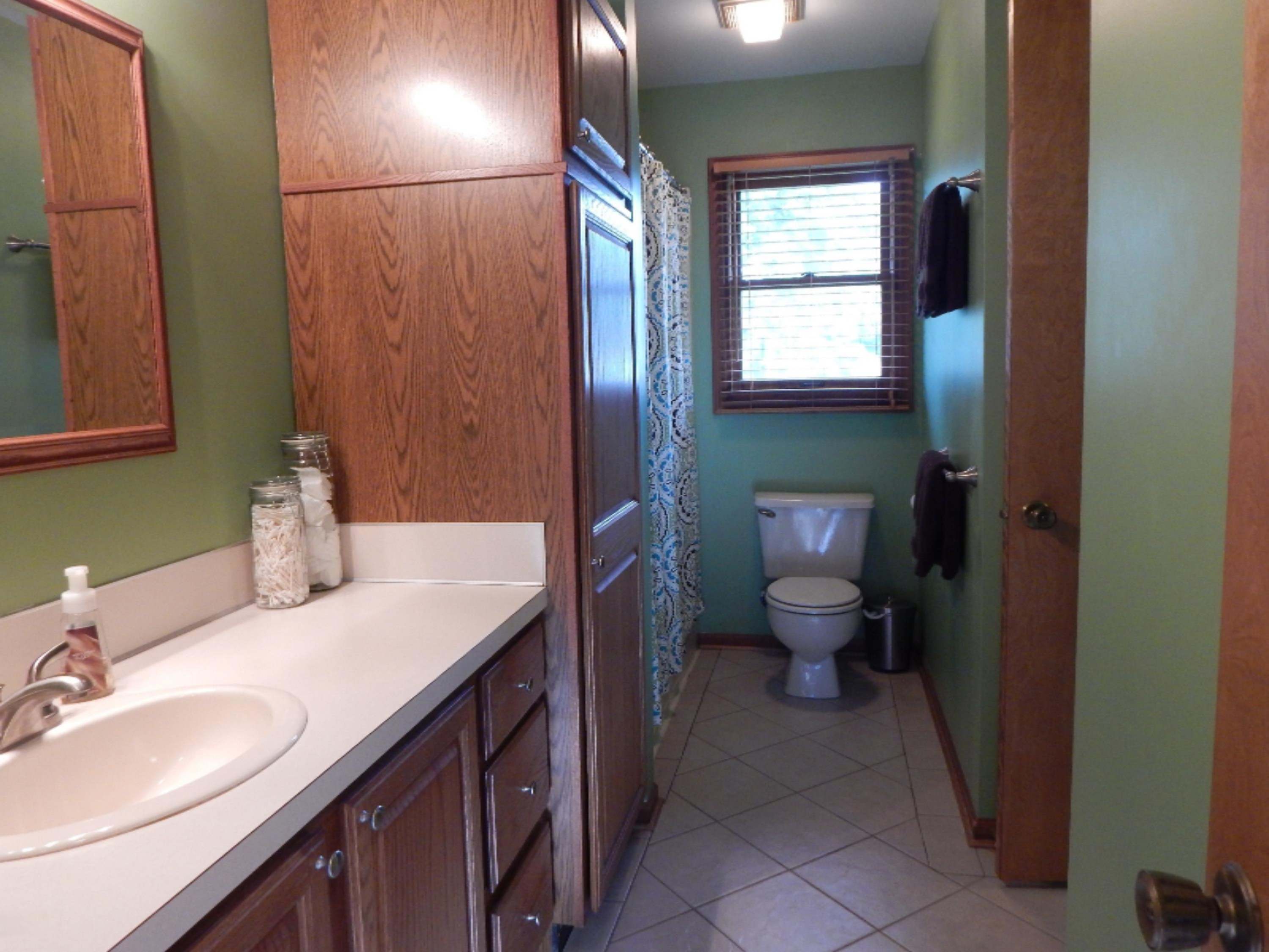 237 Country Club Road Holland, MI 49423 - Photo 8 of 21 DSCN0322