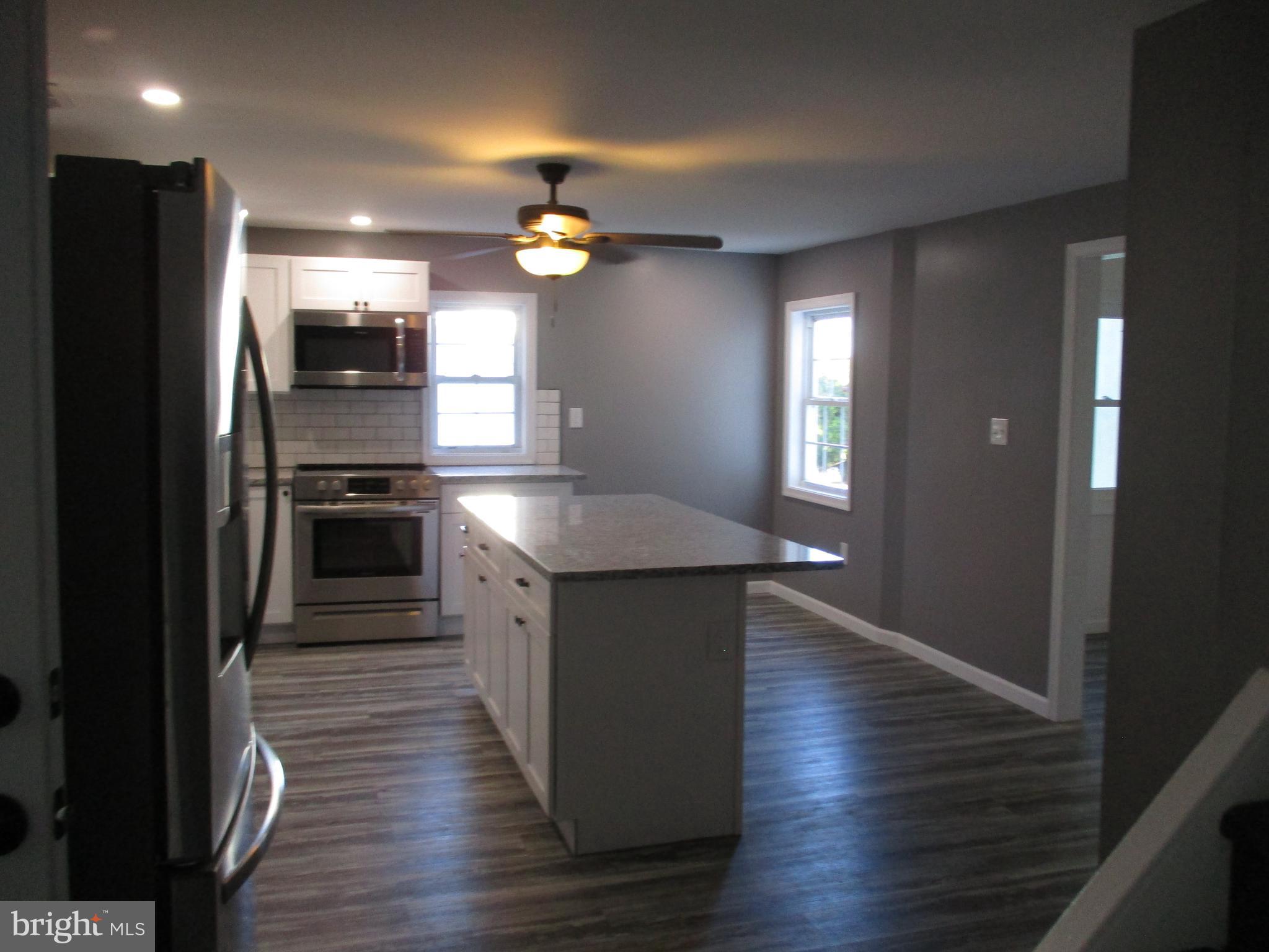 508 Weir Road Aston, PA 19014 - Photo 12 of 29 Kitchen