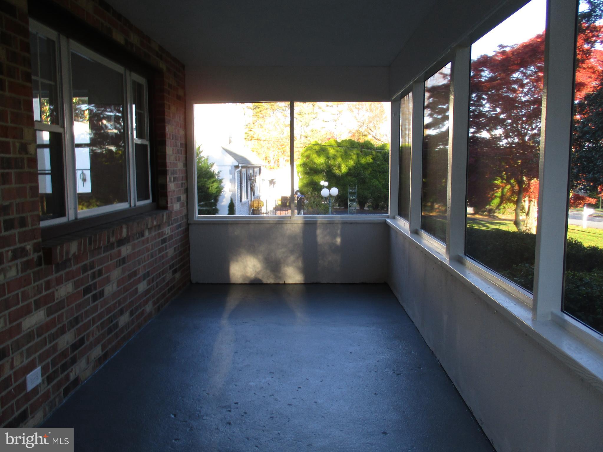 508 Weir Road Aston, PA 19014 - Photo 22 of 29 Front Porch