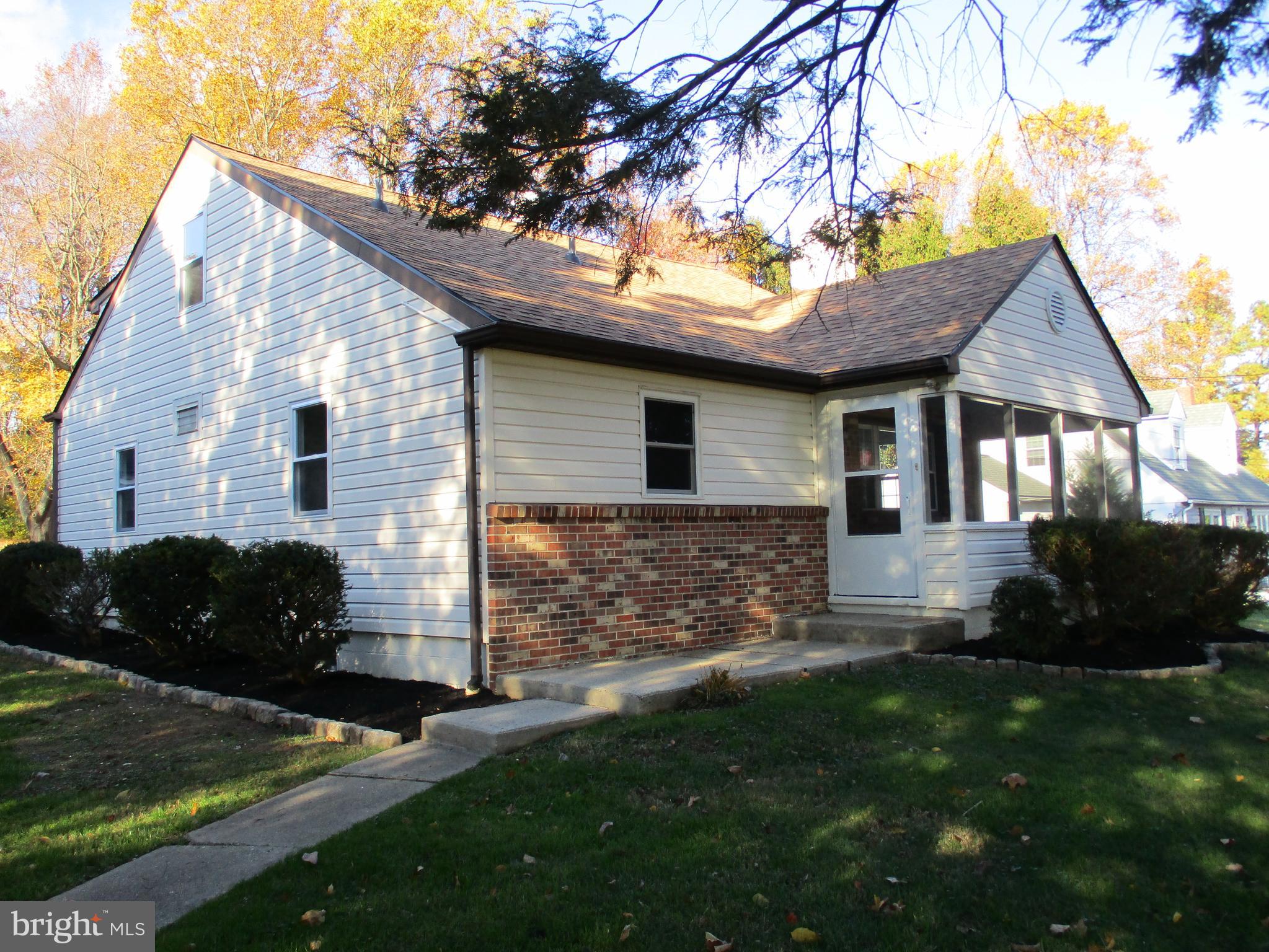 508 Weir Road Aston, PA 19014 - Photo 3 of 29
