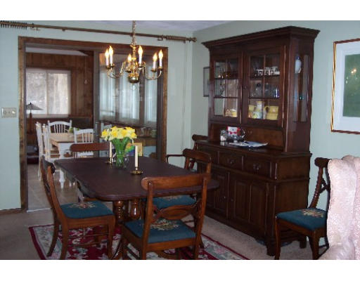 16 Olde Berry Road Andover, MA 01810 - Photo 3 of 9 Gallery Image 3