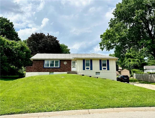 $270,000 | 9700 82nd Street, Raytown, MO 64138