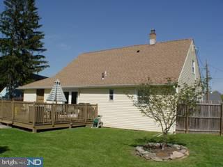 9 Ithaca Court Hamilton, NJ 08690 - Photo 5 of 5 Gallery Image 5