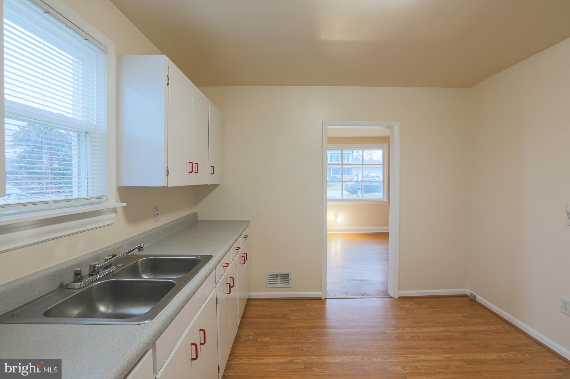 6117 Hunt Club Road Elkridge, MD 21075 - Photo 12 of 32 Gallery Image 12